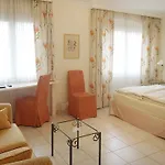 Ξενοδοχείο Al Porto 3*